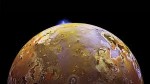 Io má 266 aktivních vulkánů spojených s globálním magmatickým oceánem