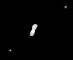 Přístroje ESO pořídily nejlepší snímky podivné planetky ve tvaru ‚kosti pro psa‘