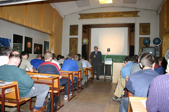 Účastníci semináře o kosmonautice.